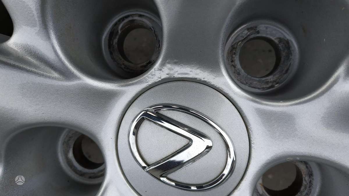 Lexus, vieglmetāla, R18