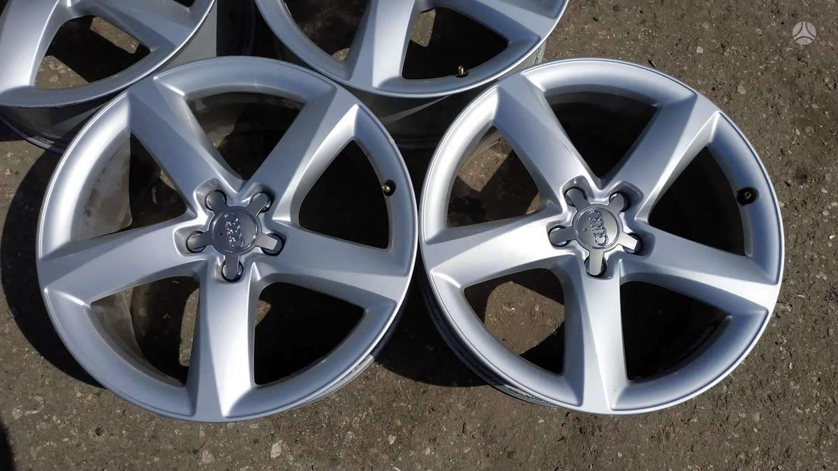 Audi, vieglmetāla, R19