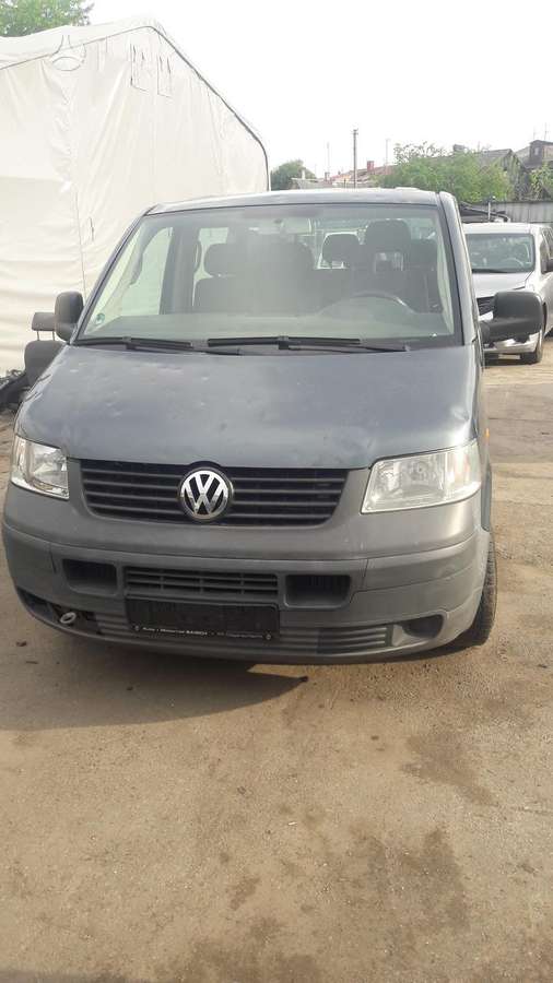 Volkswagen Transporter T5, passenger vans