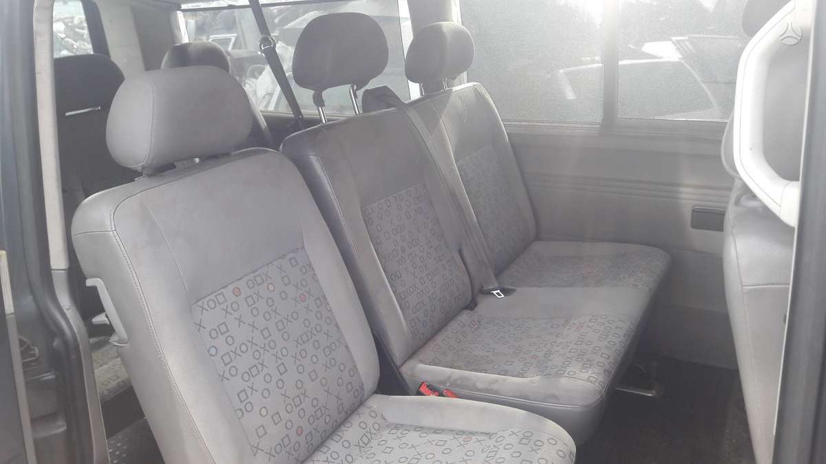 Volkswagen Transporter T5, passenger vans