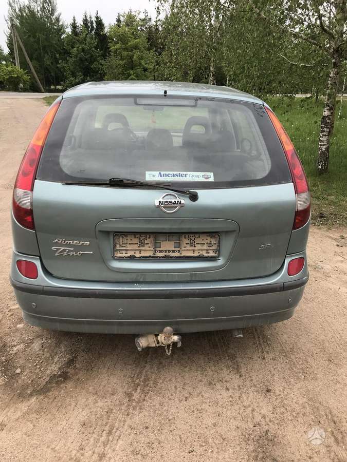 Nissan Almera Tino