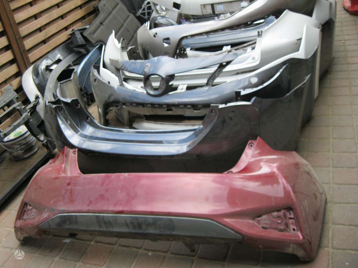 Toyota Yaris, 4ML061ADA --- 53102-0D130 --- 52155-0d22, buferiai ...