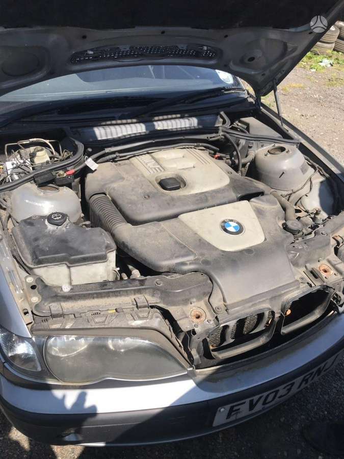 BMW 320