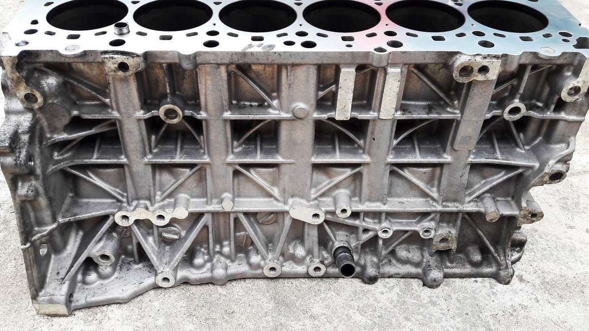 BMW X5, N57D30A, variklio detalės