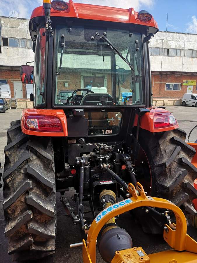 Kioti RX7330, tractors