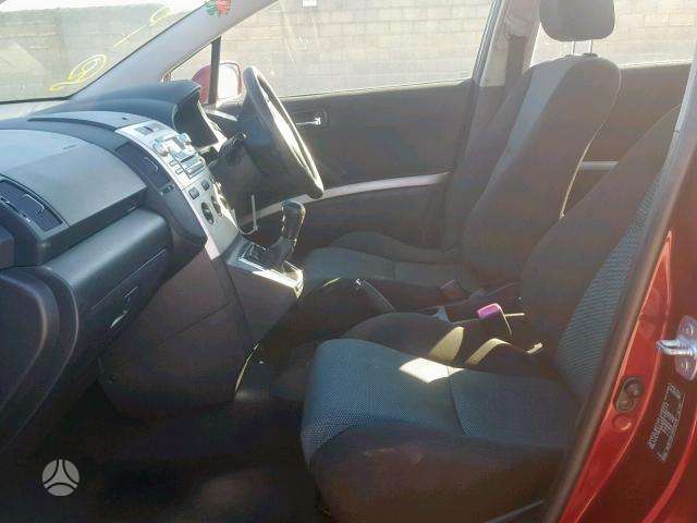 Toyota Corolla Verso по частям
