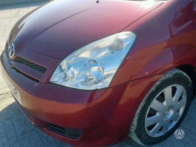 Toyota Corolla Verso rezerves daļās