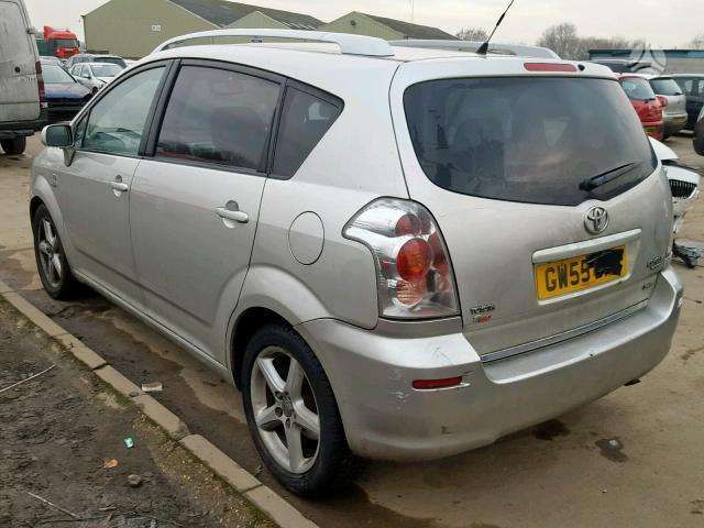 Toyota Corolla Verso по частям