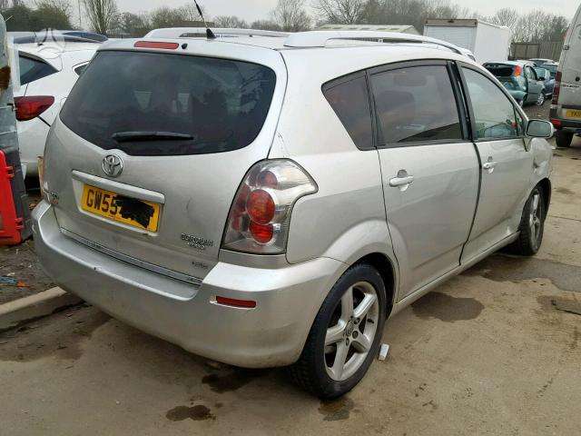 Toyota Corolla Verso по частям