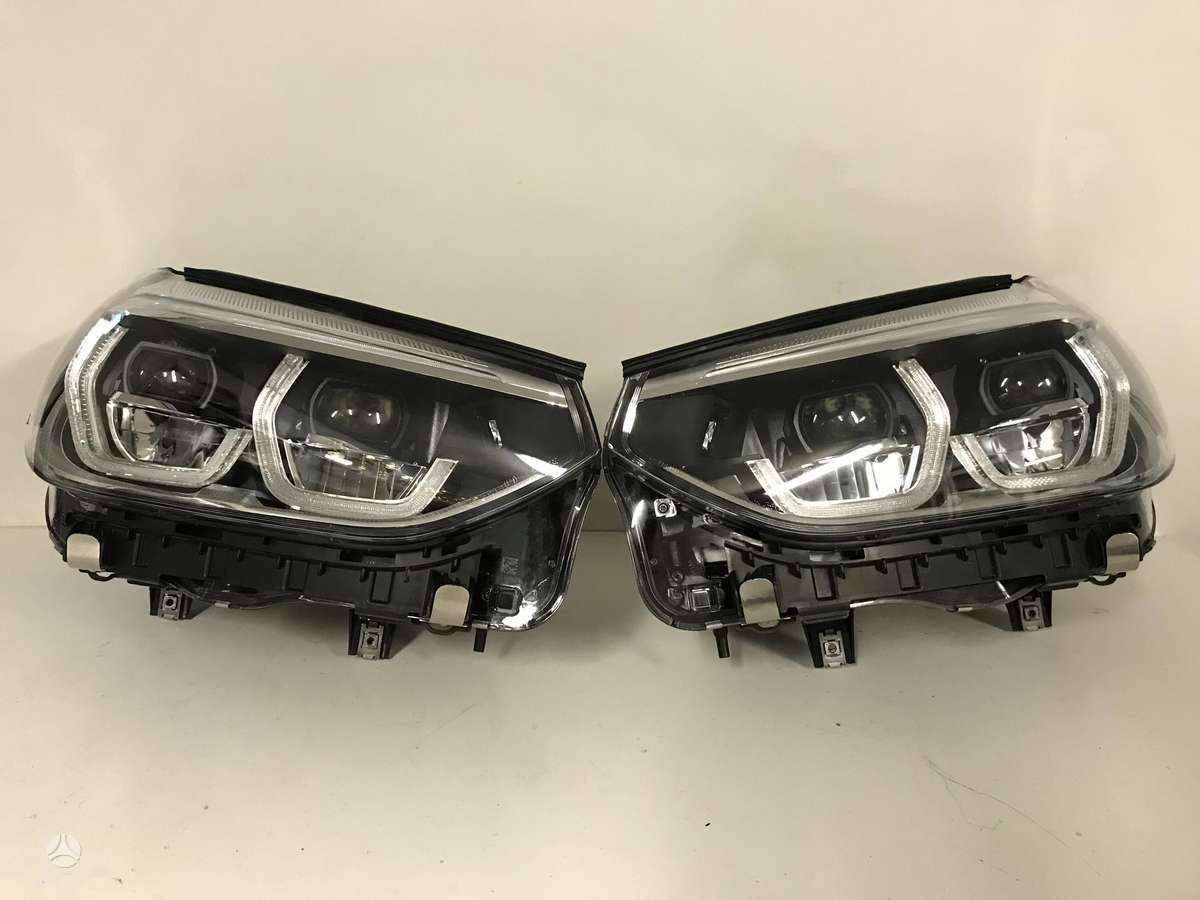 BMW X3 žibintai