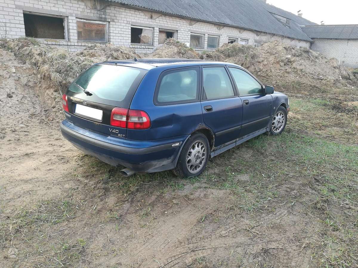 Volvo V40