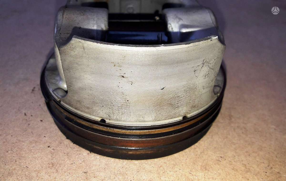 Audi A8, CEU CWU, engine parts