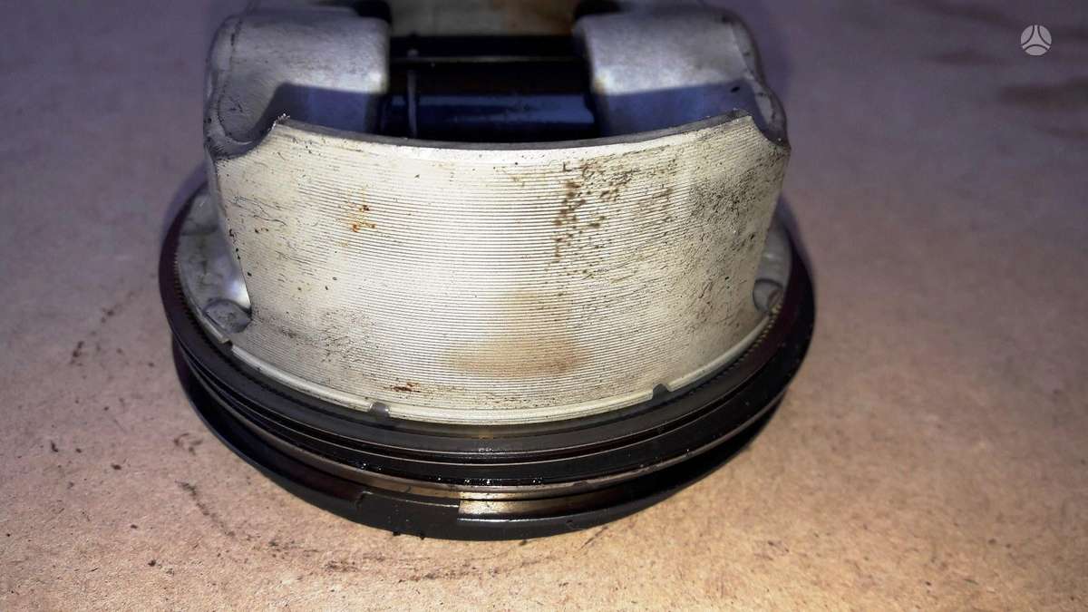 Audi A8, CEU CWU, engine parts
