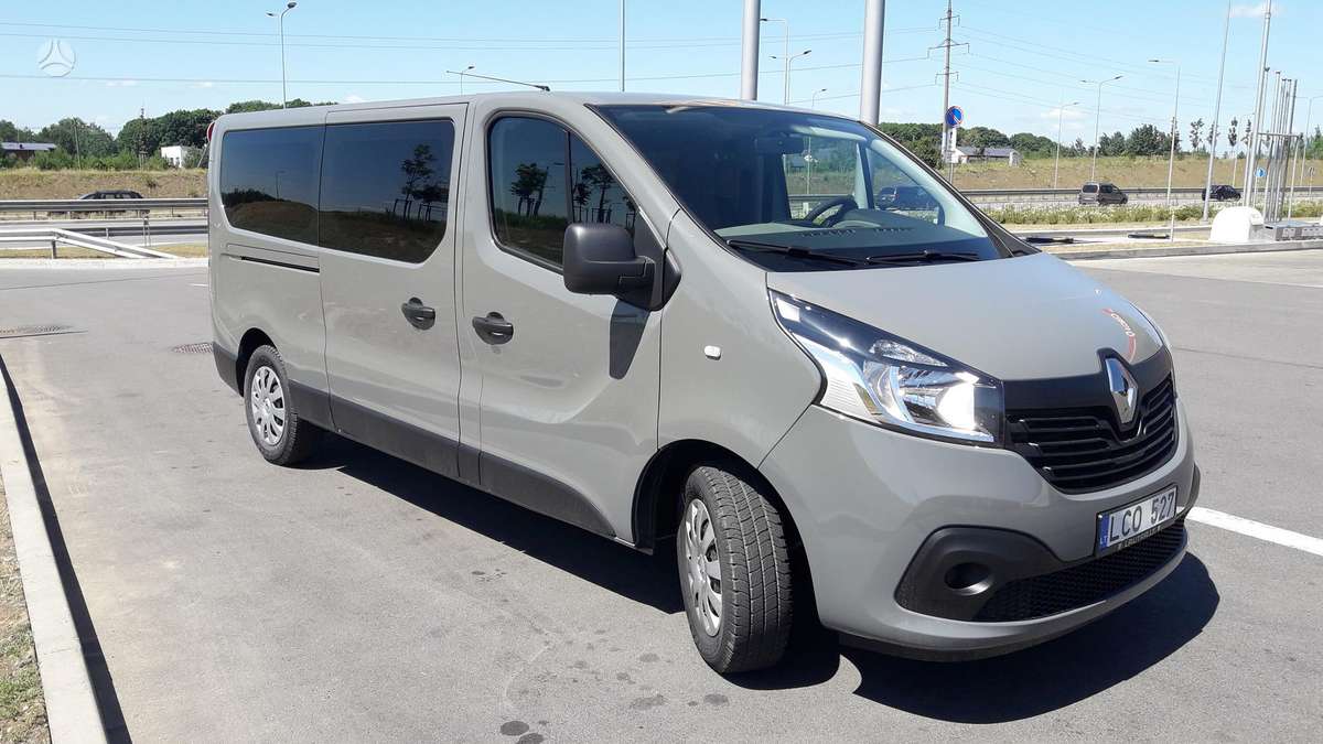 Renault Traffic, passenger minibus
