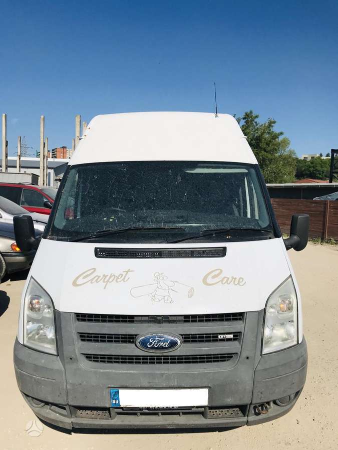 Ford Transit, preču