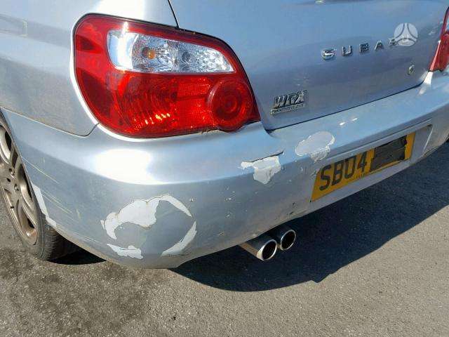 Subaru Impreza WRX dalimis