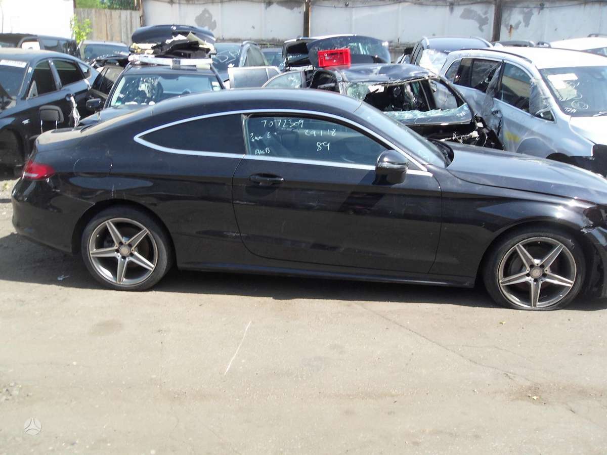 Mercedes-Benz C klasė по частям