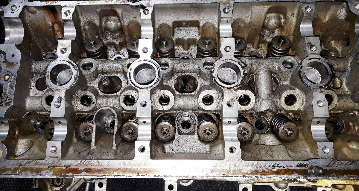 Skoda Octavia, BWA BWE, variklio detalės