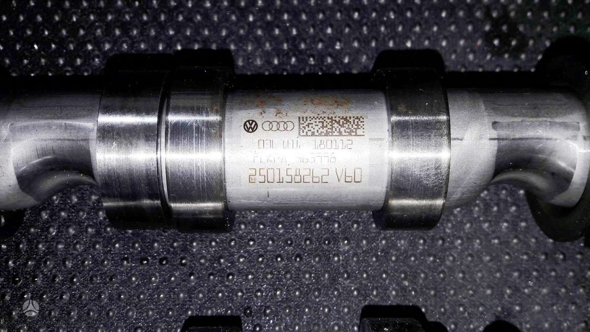 Volkswagen Golf, 2.0 TDI, variklio detalės