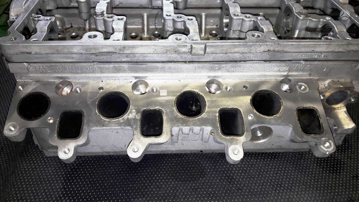 Audi A3, 03L103373J, dzinēja detaļas