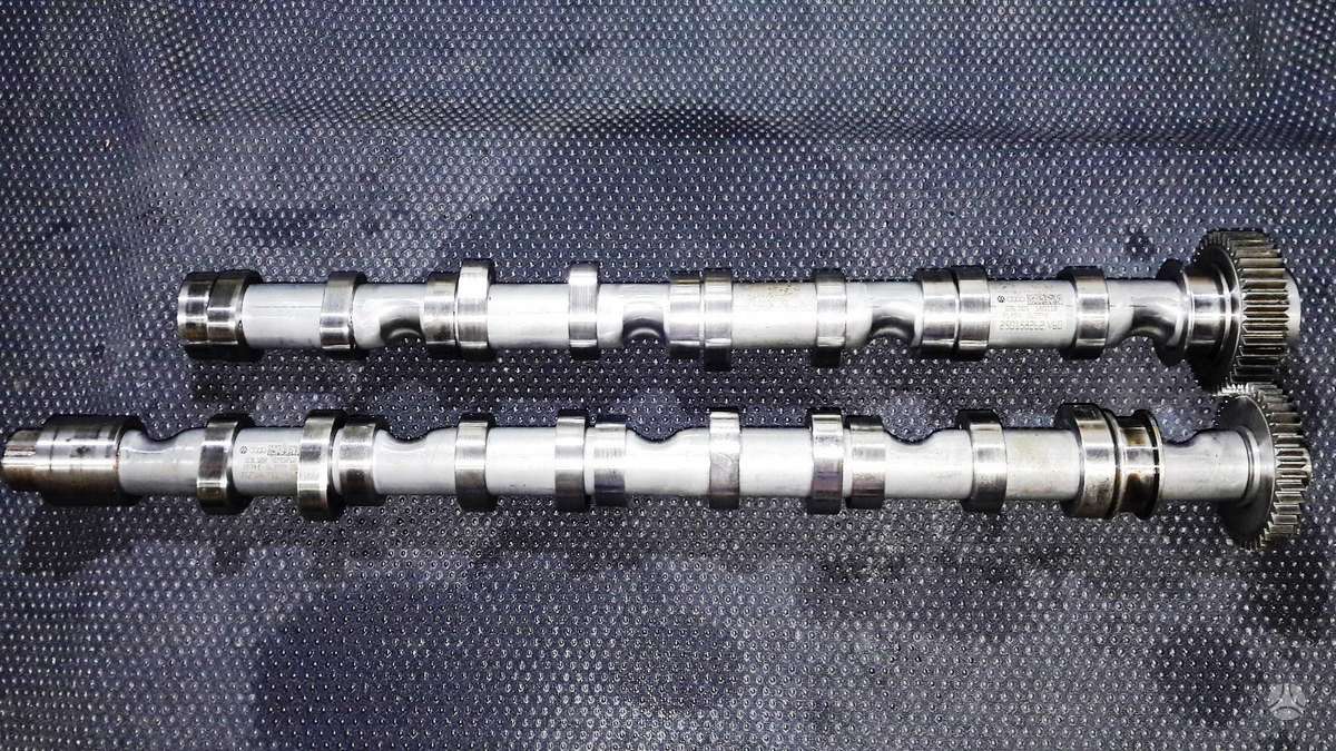 Audi A3, 03L103373J, variklio detalės
