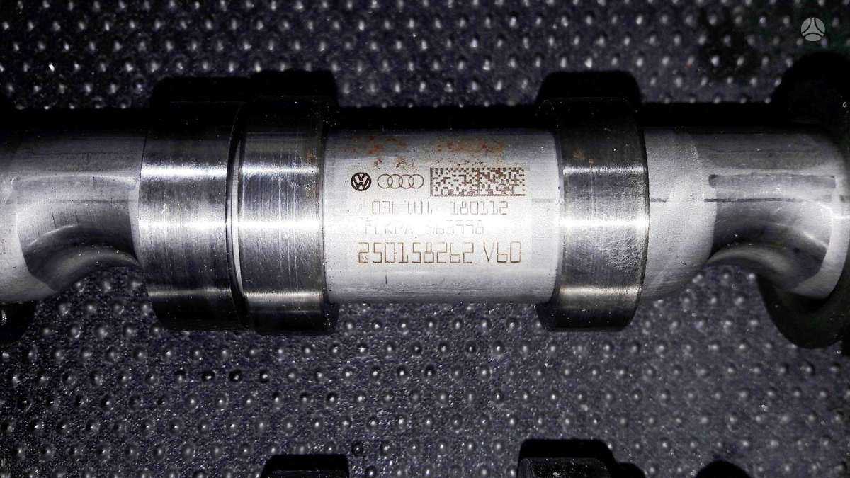 Audi A3, 03L103373J, dzinēja detaļas