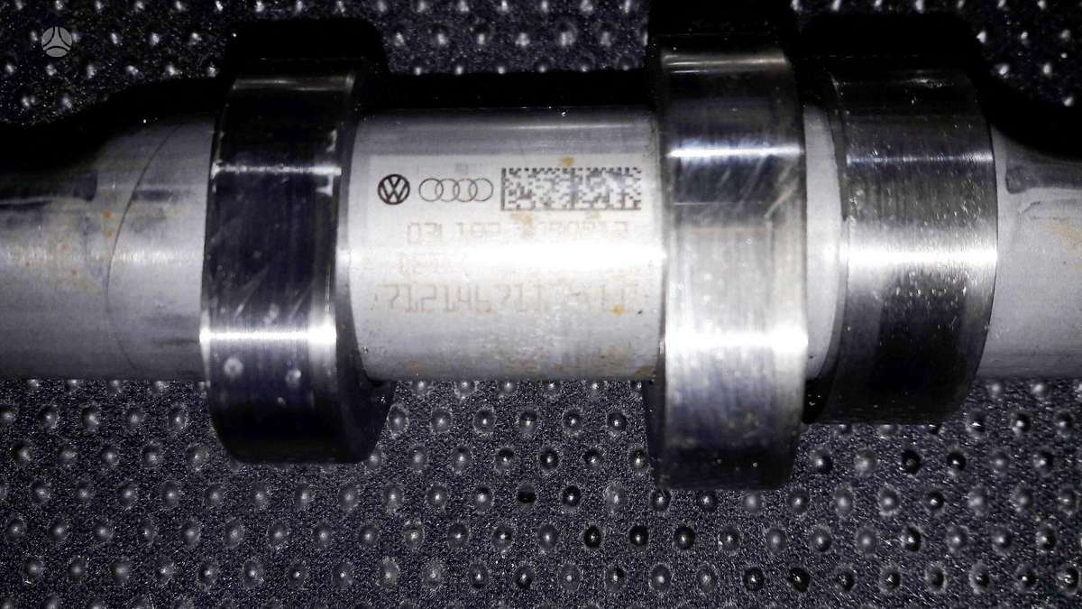 Audi A3, 03L103373J, dzinēja detaļas