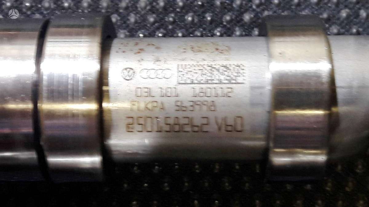 Audi A3, 03L103373J, dzinēja detaļas