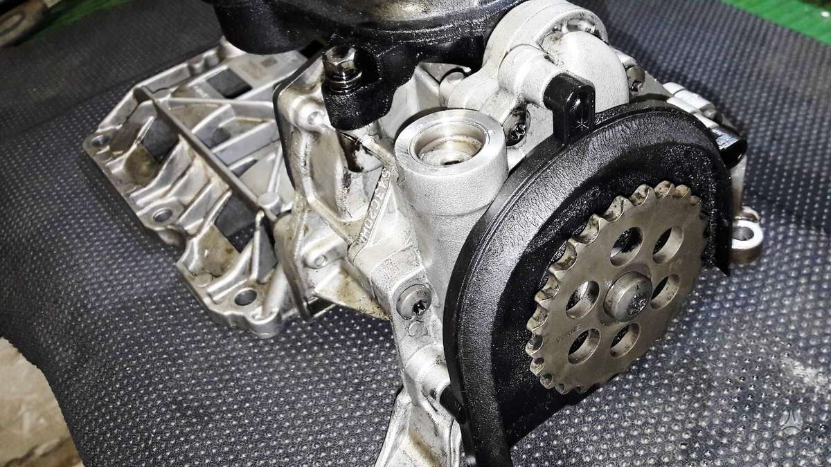 BMW 5 serija, N47TU, детали двигателя
