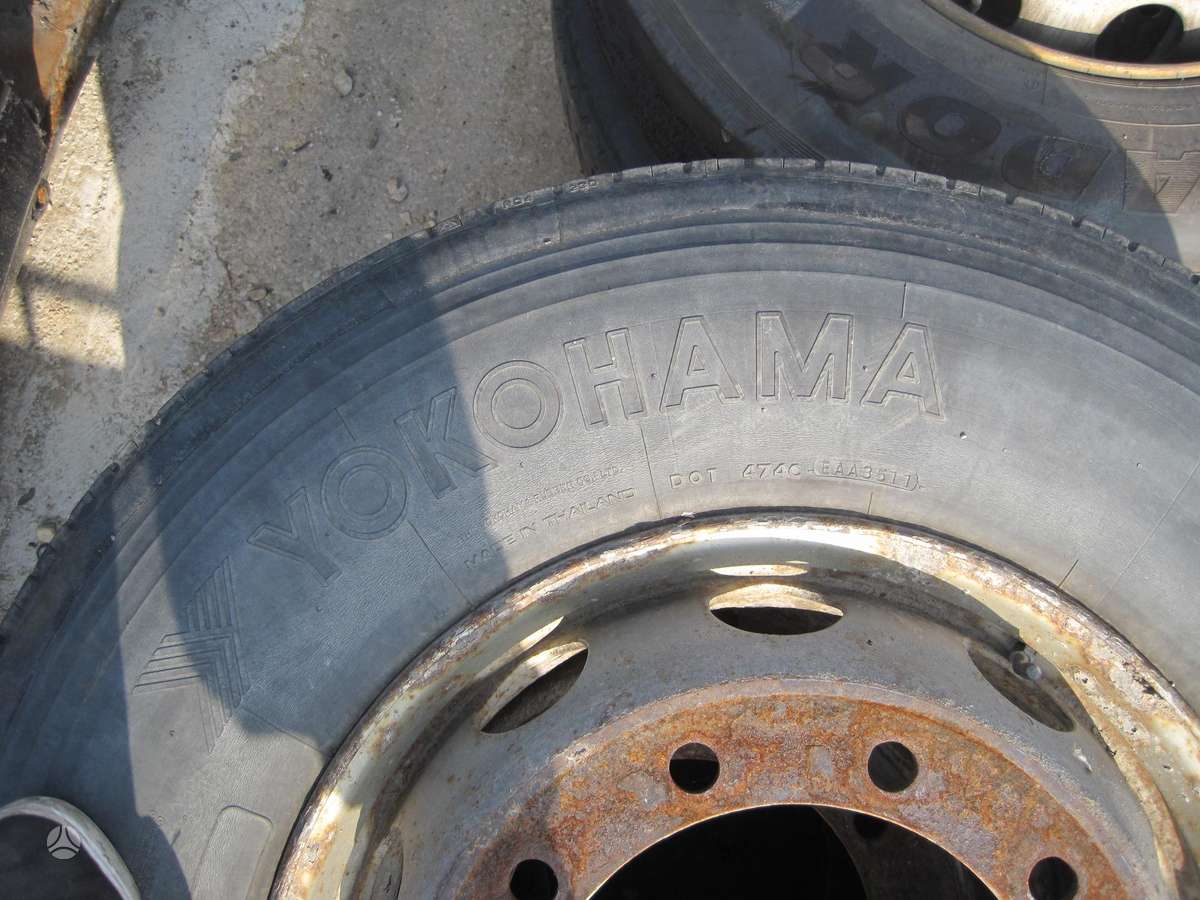 Yokohama, всесезонные 295/80 R22,5