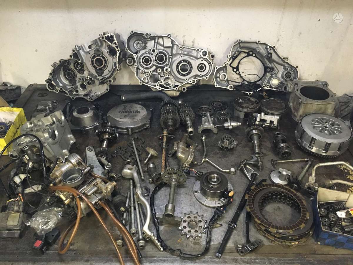 Yamaha YZF, krosiniai