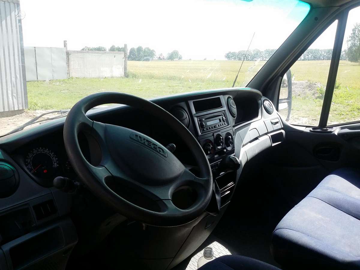 Iveco 35S12, cargo vans