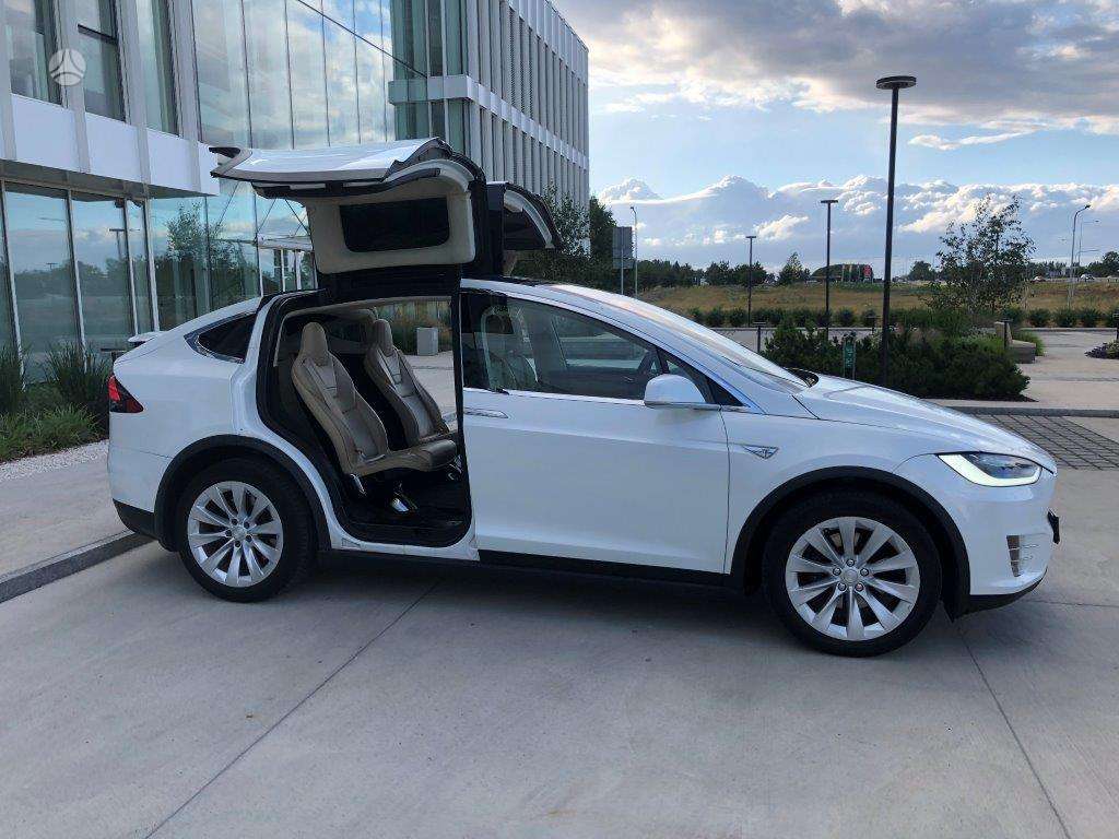 Tesla Model X, off-road / crossover