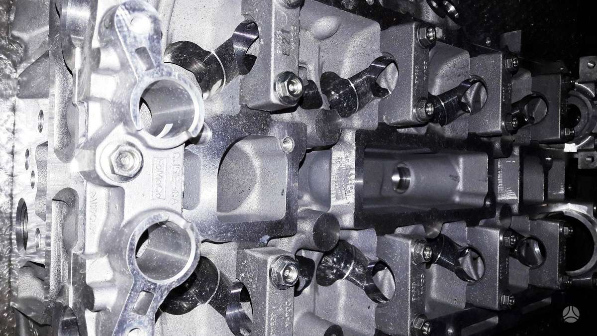 Ford Focus, YVDA, cylinder head