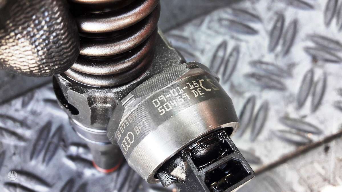 Volkswagen Caddy, BLS, engine parts