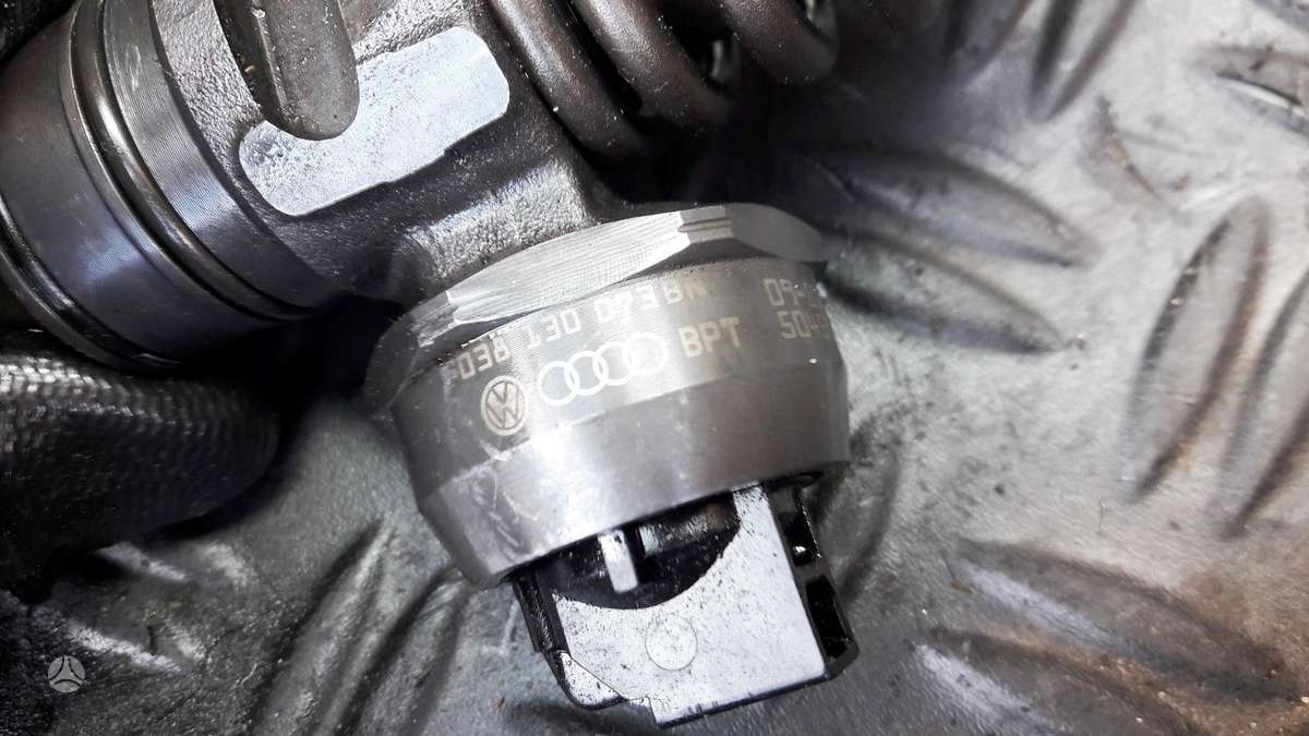 Volkswagen Caddy, BLS, engine parts