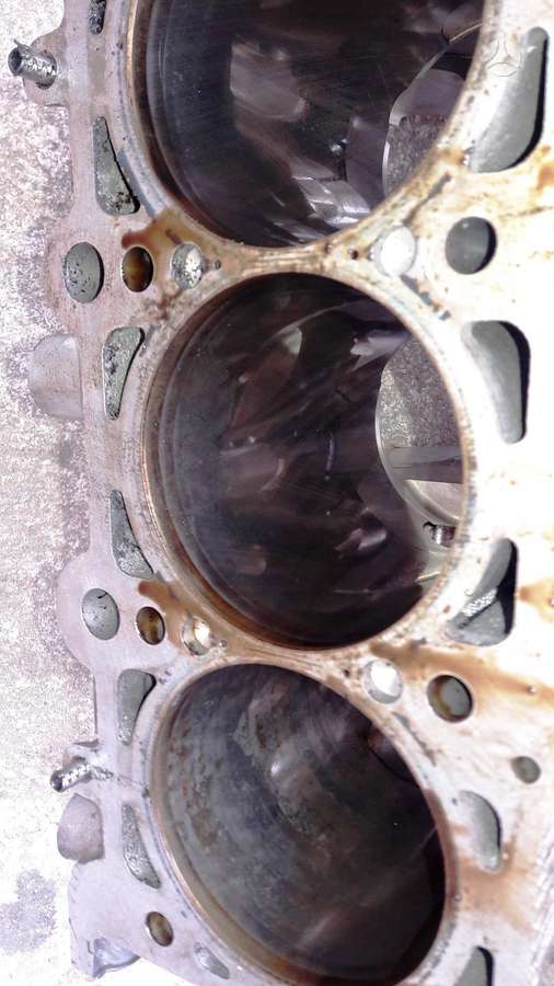 Audi A8, CRE, engine parts