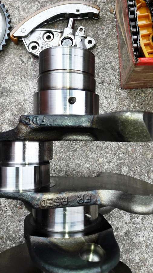 Audi A8, CRE, engine parts