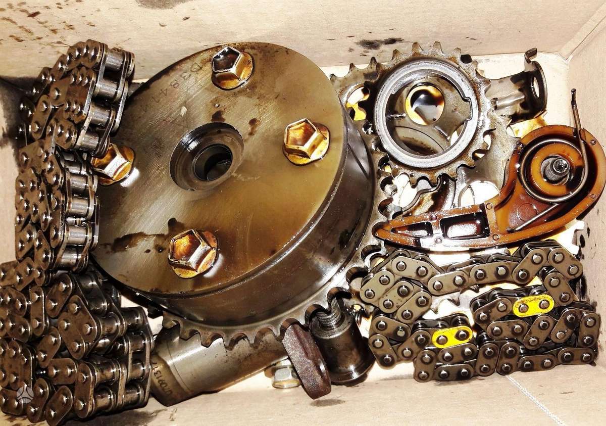 Toyota Avensis Verso, 1AZ, engine parts
