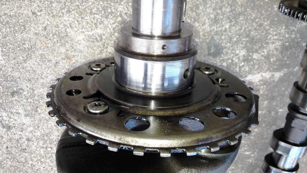 Toyota Corolla Verso, 2AD, variklio detalės