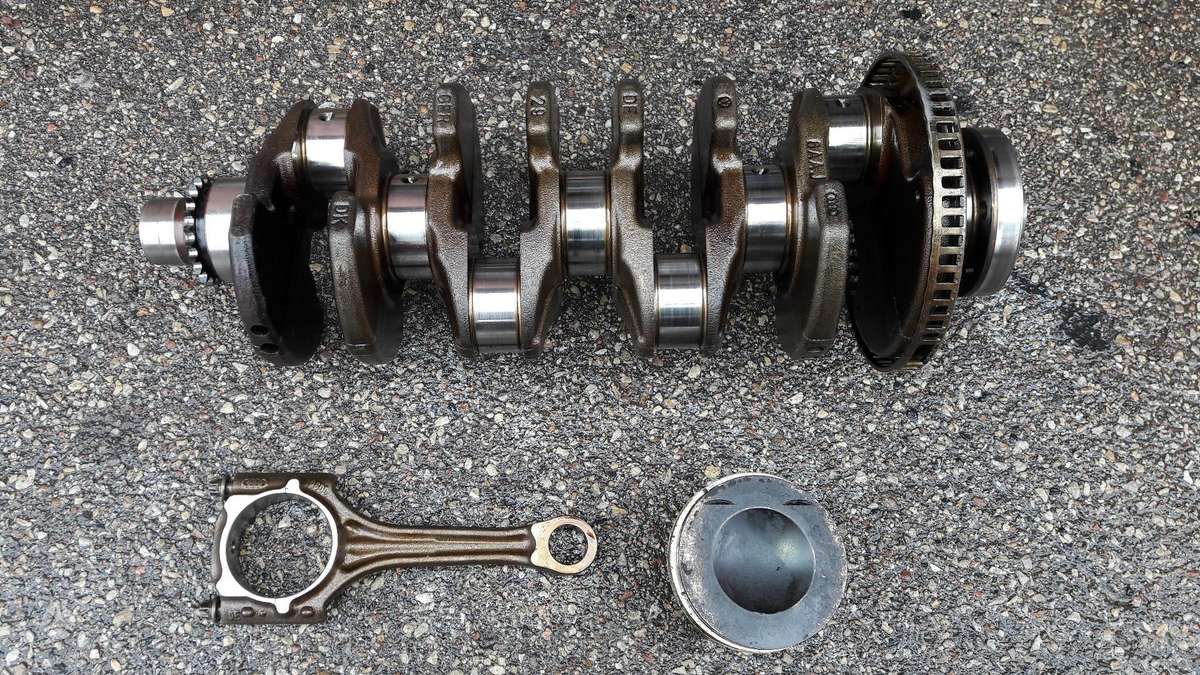 Volkswagen Golf, BWA, variklio detalės