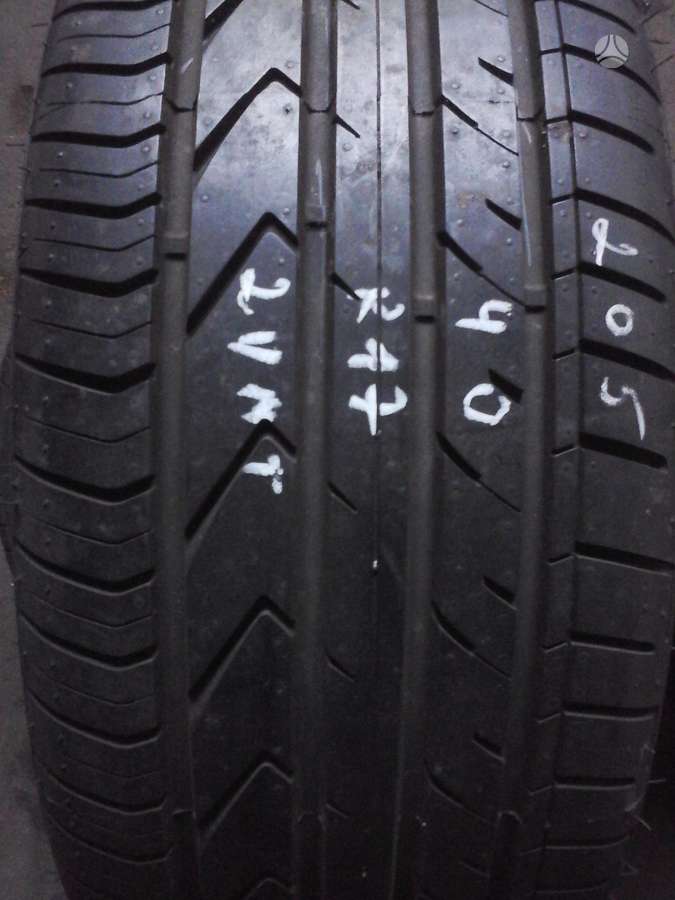 Barum, summer 205/40 R17