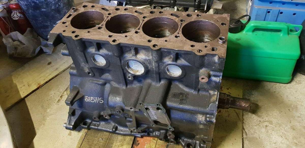 Mitsubishi L200, 4d56U, engine parts