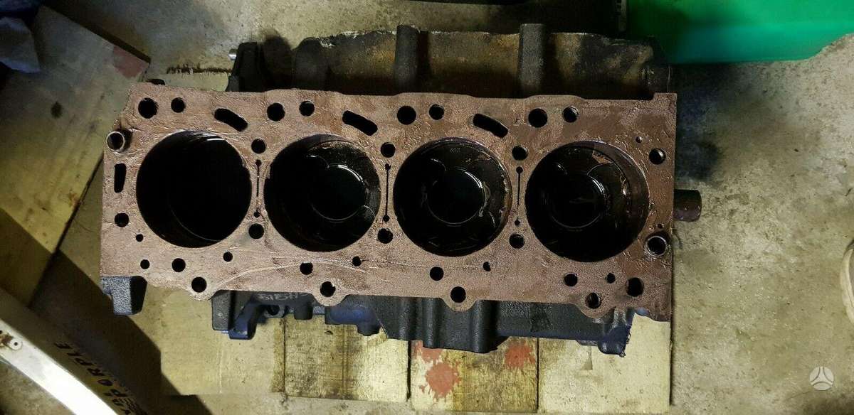 Mitsubishi L200, 4d56U, engine parts