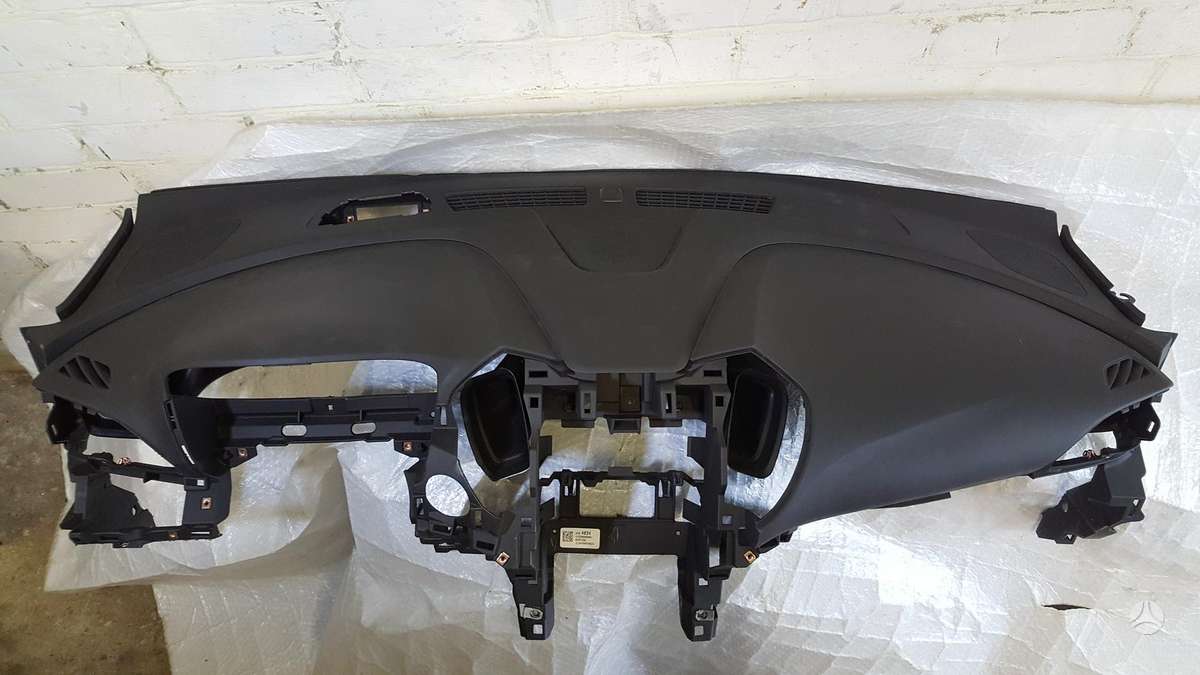 Chevrolet Volt детали кузова