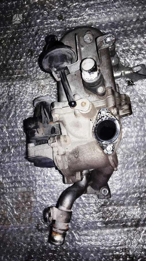Ford B-MAX, XUJB, детали двигателя