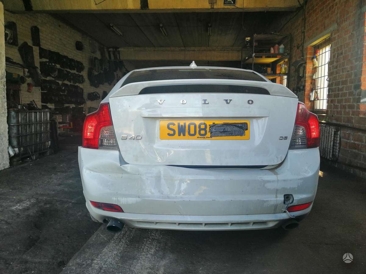 Volvo S40