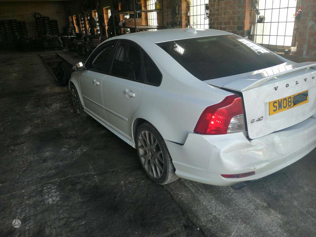 Volvo S40