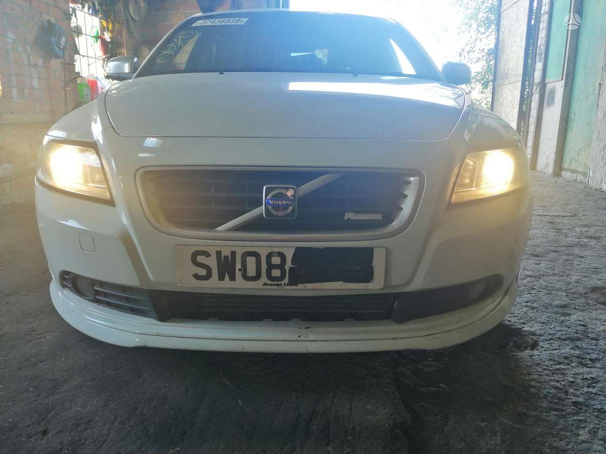 Volvo S40