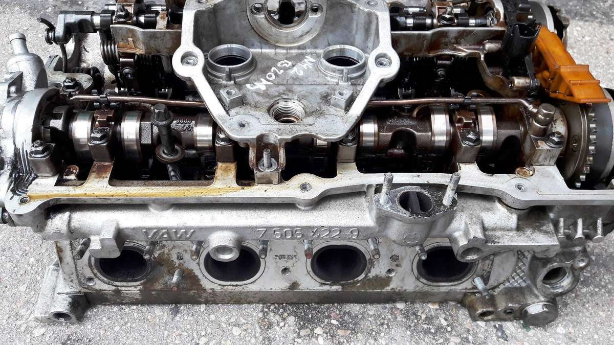 BMW 1 serija, N42B20, variklio detalės